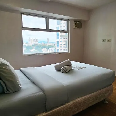Gilmore Tower Suites By Sms Hospitality Quezon City Exterior photo